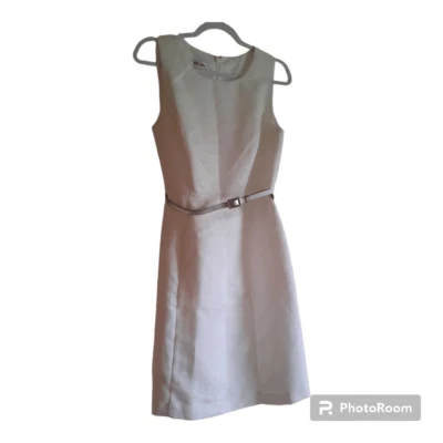 Vestido vaquero Jones Studio rosa con cinturón damasco Foto 1 de 4