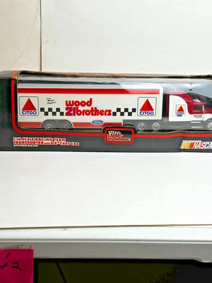 Racing Champion escala 1/43 Nascar Team Transport, Wood Brothers con caja Foto 1 de 4