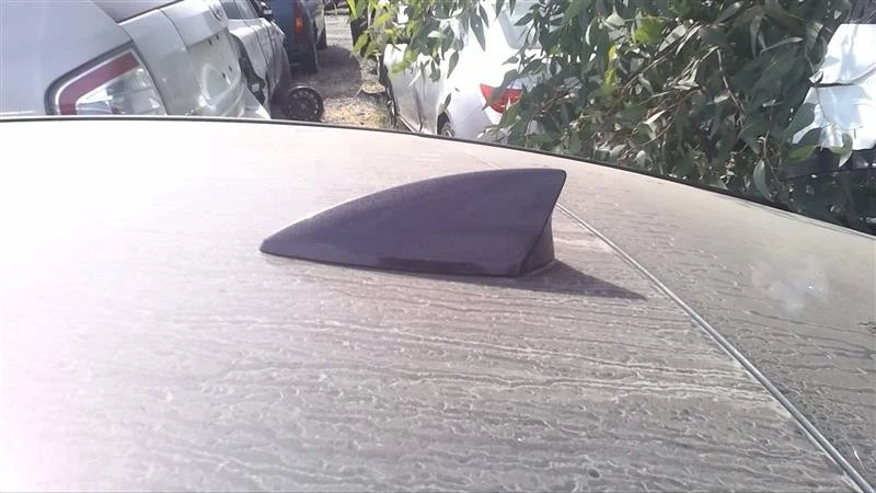 Antena usada compatible con: Buick Lacrosse 2015 grado A Foto 1 de 4