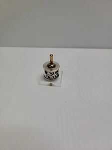 STERLING DREIDEL. Bellissimo con supporto in acrilico. Spediamo velocemente dagli Stati Uniti. - Foto 1 di 5