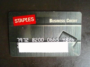 VINTAGE *STAPLES BUSINESS CREDIT RARE EXPIRED CREDIT CARD* No expiry date. - Picture 1 of 2