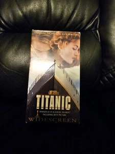 Titanic (VHS, 1998, 2-Tape Set, widescreen) Leonardo Dicaprio, Kate Winslet - Picture 1 of 6