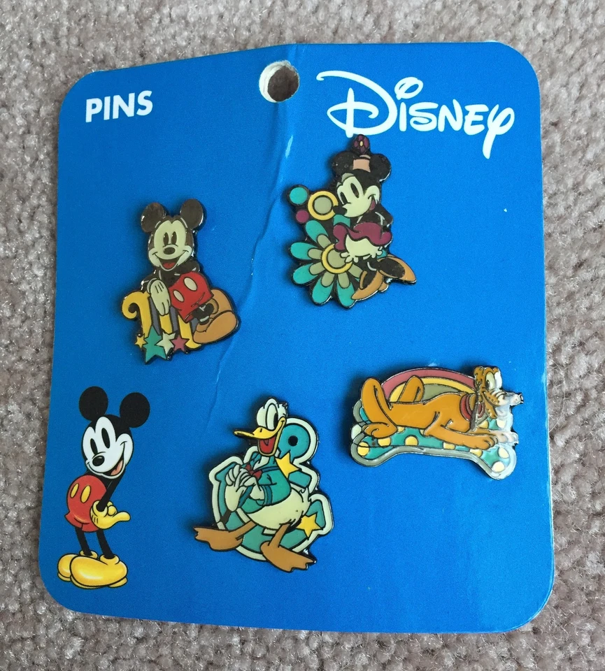 Disney Hong Kong HKDL 4 pinos mini conjunto Mickey Minnie Donald Pluto NOVO SEM CAIXA RARO - Imagem 1 de 1