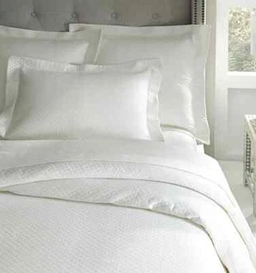 SFERRA Tammaro Cotton Matelasse Full/Queen Blanket Cover 96" x 94” Color: White - Picture 1 of 3