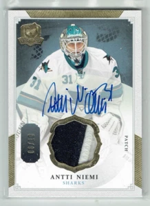 13-14 UD Upper Deck The Cup  Antti Niemi  /10  Gold Spectrum  Patch  Auto - Picture 1 of 1
