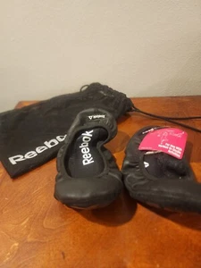Reebok True Studio Slipper 4.0 L Black New in Bag Size 7 - Picture 1 of 3