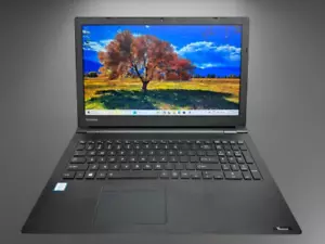 TOSHIBA Tecra C50-E i5-8250U 24GB RAM 256GB SSD HDMI USB-C USB3 VGA 14" HD W11 - Picture 1 of 4