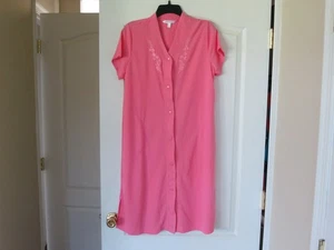 Jasmine Rose Women's Pink Snap Down House Coat Robe Duster, M, New Without Tags - Afbeelding 1 van 8