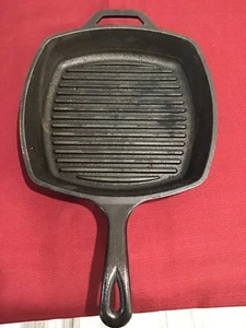Vintage Lodge USA Gusseisen Grillpfanne Skillet Square Griddle SGP - Bild 1 von 2