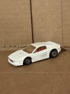 Hot Wheels Ferrari Testarossa White Die Cast Car 1:64 Malaysia 1985 Vintage - Picture 1 of 5