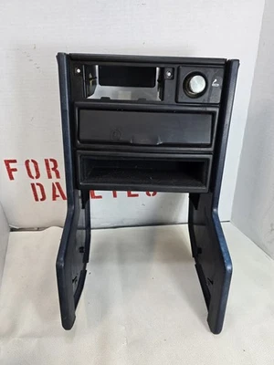 Bisel de tablero azul claro Dodge Shelby Charger Omni GLHT Rampage Foto 1 de 4