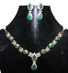 2.60ct Natural Round Diamond 14K Yellow Gold Emerald Wedding Necklace Set - Picture 1 of 21