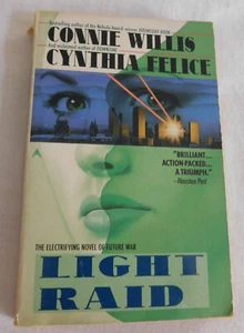 Light Raid PLUS Passage PLUS Doomsday Book by Connie Willis 3 PB LOT - Picture 1 of 8