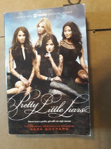 PRETTY LITTLE LIARS by Sara Shepard (2010 pb) Pretty Little Liars series  #1 - Picture 1 of 5