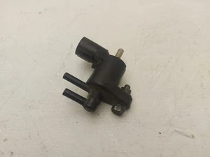 Honda VTR 1000 SP2 Vacuum Sensor - Picture 1 of 6