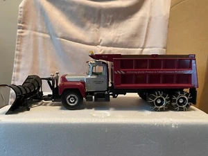 1999 First Gear R-Model Mack Dump Trk With-Plow #19-0019 1:34 Scale Original Box - Picture 1 of 24