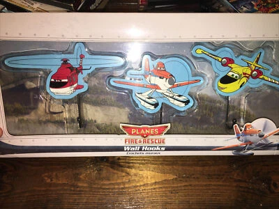 Juego de 3 ganchos de pared de bomberos y rescate aviones Disney Store NUEVO  Foto 1 de 4