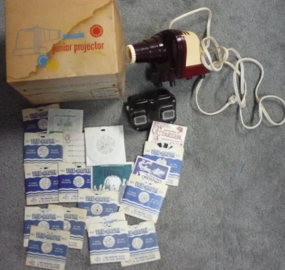 vintage viewmaster viewer & Junior projector W/Original Box and reel collection - Image 1 of 4