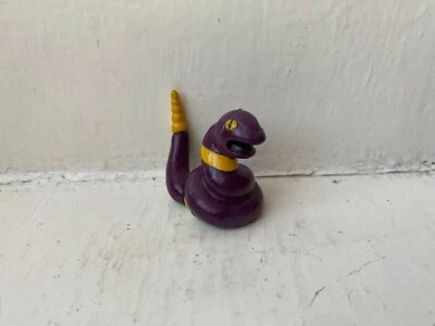1999 ORIGINAL Figura Mini De Juguete Ekans Tomy Pokémon C.G.T.S.J Nintendo De 2" - Imagen 1 de 3