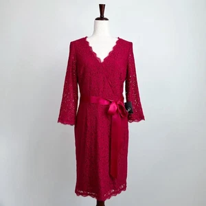 Adrianna Papell Faux Wickel Spitze Rosa Gürtel Etuikleid Neu mit Etikett - Bild 1 von 8