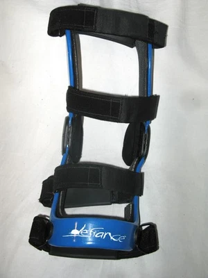 Rodillera izquierda Donjoy Defiance talla XS azul para ACL PCL CI ajustable X-pequeña Foto 1 de 4