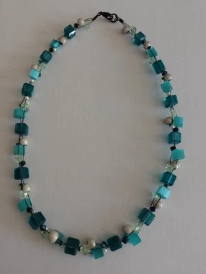 Tolle dekorative Kette Einzelstück Handwerk grün türkis Perlen neu ungetragen - Bild 1 von 4