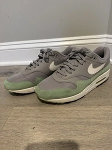 Nike Air Max 1 Para hombres Talla 11.5 Atmosphere Gris Fresco Como Nuevo Tenis AH8145-015 - Imagen 1 de 12
