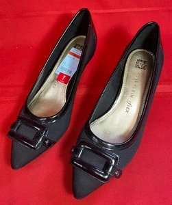 Neu Anne Klein iflex Pfennigabsatz Slipper Pumps Schnalle Stoff Lackleder Gr. 7 - Bild 1 von 18