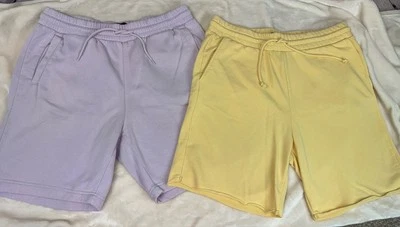 Pantalones Cortos de Sudadera H&M Grandes Amarillo Lavanda Cordón Ajuste Regular Cupé Estándar Foto 1 de 4
