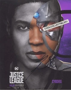 RAY FISHER of "JUSTICE LEAGUE, CYBORG" IN PERSON SIGNED 8X10 COLOR PHOTO - Picture 1 of 1