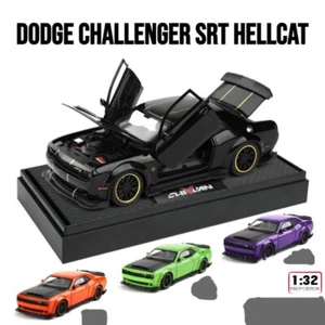 1:32 Dodge Challenger sports car alloy toy car model Sound and light door openi - Picture 1 of 23