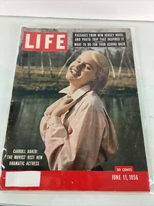 1956 LIFE MAGAZINE JUNE 11 CARROLL BAKER ACTRESS - Picture 1 of 2