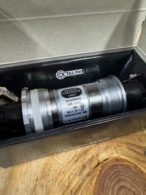 NOS Shimano 105 Octalink Innenlager - Bild 1 von 4