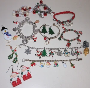 VINTAGE TO NOW LOT OF CHRISTMAS JEWELRY BRACELET PIN EARRINGS XMAS #161 - Picture 1 of 9