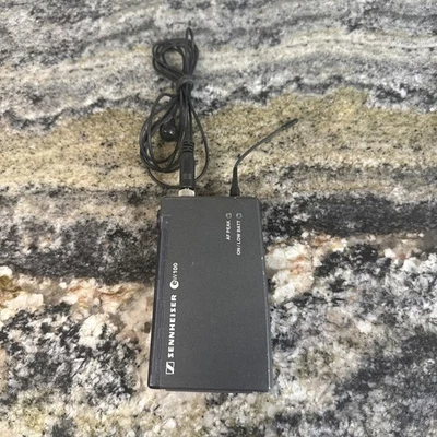Sennheiser Sk100 Body pack Transmitter  518-550 Mhz - image 1 of 4