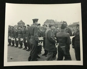 WWII Original Photographs of Soldiers - Historical Artifact - SN80 - Picture 1 of 1