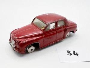 RARE VINTAGE CORGI TOYS # 204 ROVER 90 SALOON DIECAST MODEL CAR OVERPAINTED - Picture 1 of 5
