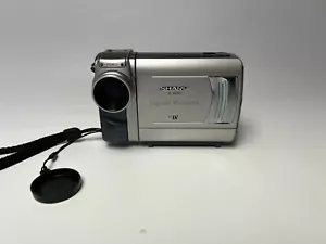 Sharp Digital Viewcam VL-NZ50 miniDV Handheld Camcorder(NOT TESTED) - Picture 1 of 5