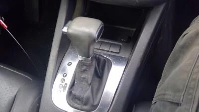 Conjunto de filtro de aire usado se adapta a: Volkswagen Jetta 2010 2,5 grado A Foto 1 de 4