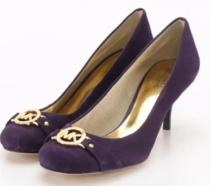 MICHAEL MICHAEL KORS lila Wildleder Pumps mit Monogramm Medaillon - Bild 1 von 6
