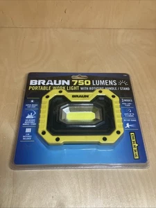 Braun 750 Lumens Portable Worklight with 4 AA New Old Stock - Picture 1 of 3