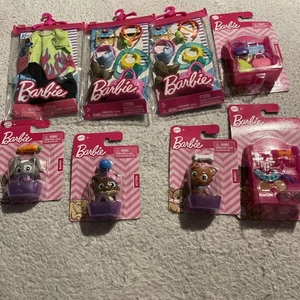 Mattel Barbie Moda Accesorios, Ropa y Mascotas Lote LEER DESCRIPCIÓN #452 - Imagen 1 de 5