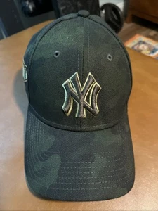 New Era Yankees 39 Thirty Camouflage Military Dark Camo & Gold Mütze S/M Flex Fit. - Bild 1 von 6
