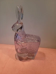 Conejo de vidrio tinte púrpura transparente con cesta mochila plato de caramelo decoración de Pascua - Imagen 1 de 9