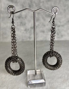Schwarze Mesh Creolen durchbohrte Ketten Ohrringe 1" Durchmesser 3" lang - Bild 1 von 11