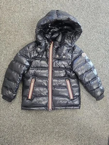 Moncler kids jacket size 4 black pre-owned  - Picture 1 of 5