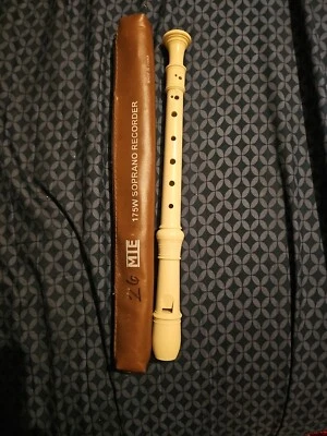 Children's Beginner Recorder - Image 1 of 2