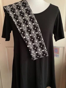 Lularoe Outfit Perfect T XXS Solid Black & OS Leggings schwarz weiß Tribal Damast - Bild 1 von 6