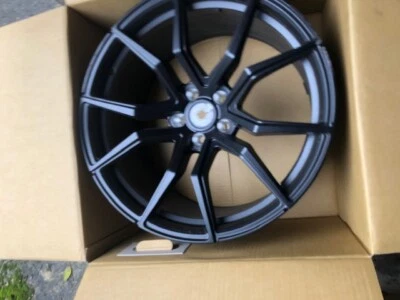 Audi R8 Alufelge Schmidt Revolution Drago 11J X 20H2 ET37 Neu mit Schramme - Bild 1 von 4