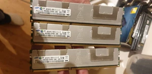 12Gb (3x4Gb) PC3-10600R DDR3 ECC M393B5170FH0-CH9 - Photo 1/1
